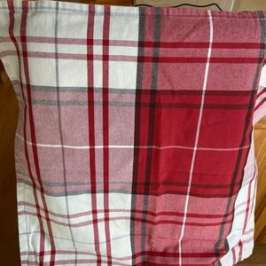 *****SOLD*****Pottery Barn 24X24 cream red plaid pillow cover.